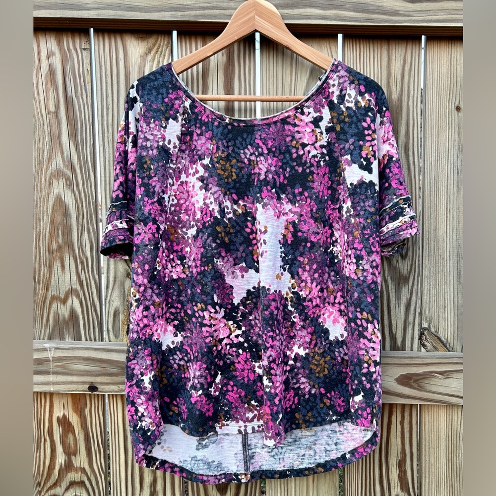 Cato Shirt Active Women's Floral Keyhole Casual Lghtweght Sz.Medium